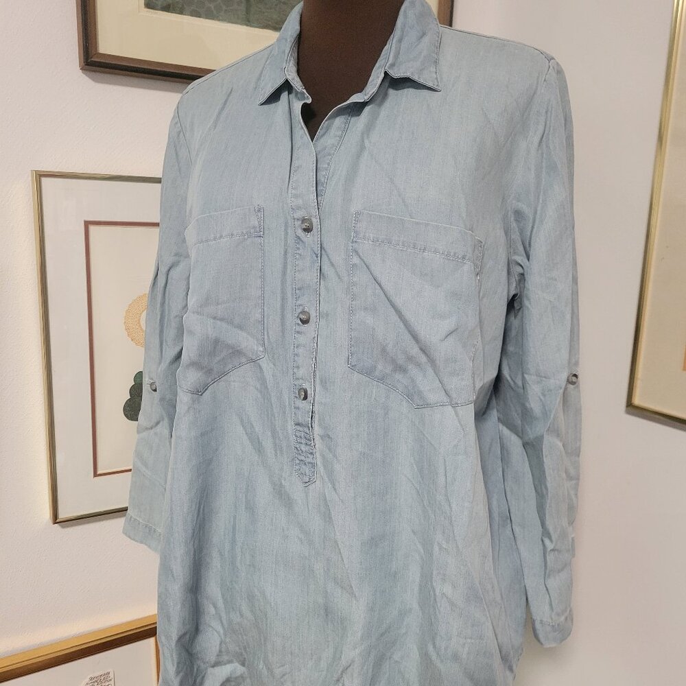 NWT Super Soft Lightweight Denim Shirt by New Leaf Size 1X